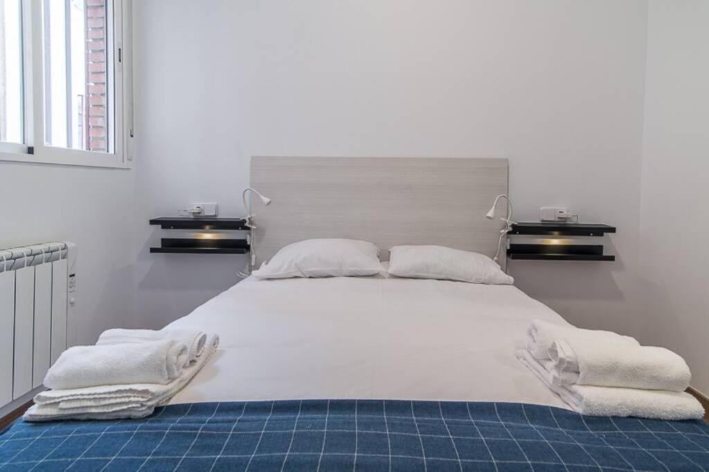 #15Pin-1 Apartamento De Un Dormitorio En Tetuan Madrid Kültér fotó