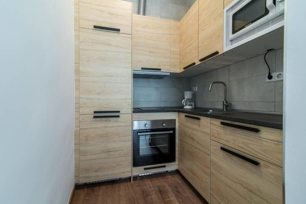 #15Pin-1 Apartamento De Un Dormitorio En Tetuan Madrid Kültér fotó