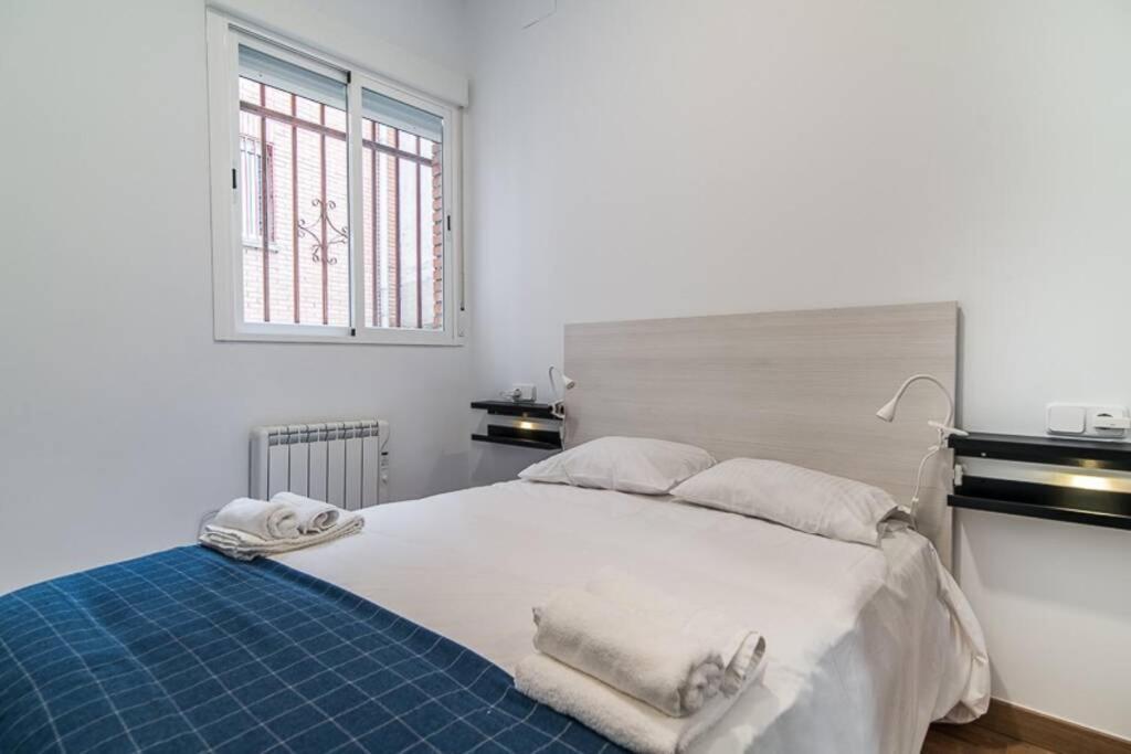 #15Pin-1 Apartamento De Un Dormitorio En Tetuan Madrid Kültér fotó