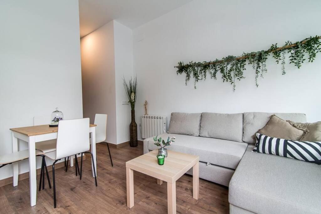 #15Pin-1 Apartamento De Un Dormitorio En Tetuan Madrid Kültér fotó